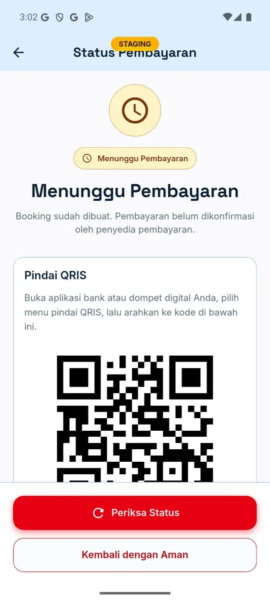 Layar Status Pembayaran pada build pengujian: status Menunggu Pembayaran, kode QRIS mode uji, ringkasan pembayaran dengan kode booking dan batas waktu, tombol Periksa Status dan Kembali dengan Aman